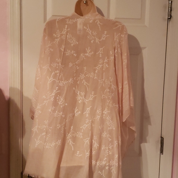 Sheer poncho type cover up - Picture 2 of 6